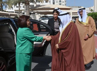 Milli Məclisin sədri Sahibə Qafarova Bəhreyn Şura Məclisinin sədri ilə görüşüb