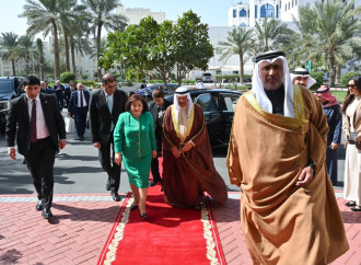 Milli Məclisin sədri Sahibə Qafarova Bəhreyn Şura Məclisinin sədri ilə görüşüb