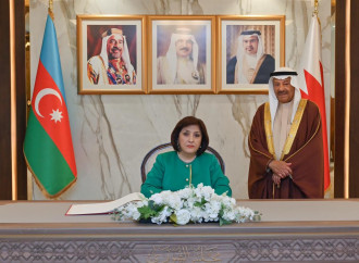 Milli Məclisin sədri Sahibə Qafarova Bəhreyn Şura Məclisinin sədri ilə görüşüb