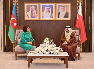 Milli Məclisin sədri Sahibə Qafarova Bəhreyn Şura Məclisinin sədri ilə görüşüb
