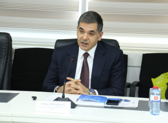 İİTKM “InsurTech” adlı dərs vəsaitini təqdim etdi