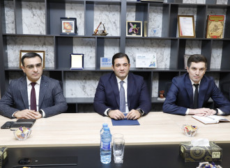 Dövlət Məşğulluq Agentliyinin Mərkəzi Karyera filialına beynəlxalq ISO sertifikatları təqdim edilib