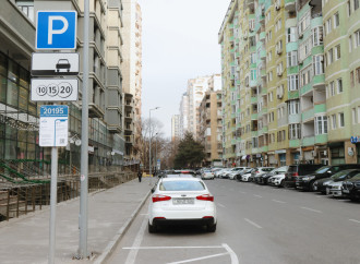 Paytaxtda yeni parklanma yerləri təşkil edilib