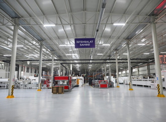 Prezident İlham Əliyev Sumqayıt Sənaye Parkında karton və qutu taralarının istehsalı müəssisəsinin açılışında iştirak edib