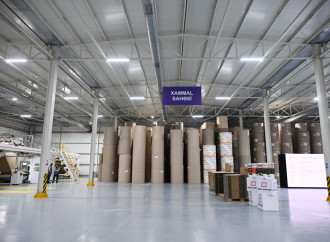 Prezident İlham Əliyev Sumqayıt Sənaye Parkında karton və qutu taralarının istehsalı müəssisəsinin açılışında iştirak edib