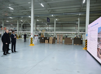 Prezident İlham Əliyev Sumqayıt Sənaye Parkında karton və qutu taralarının istehsalı müəssisəsinin açılışında iştirak edib