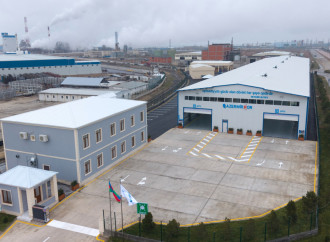 Prezident İlham Əliyev Sumqayıt Sənaye Parkında güzgü vərəqələrin istehsalı zavodunun açılışında iştirak edib