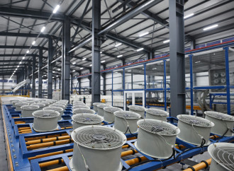 Prezident İlham Əliyev Sumqayıt Sənaye Parkında güzgü vərəqələrin istehsalı zavodunun açılışında iştirak edib