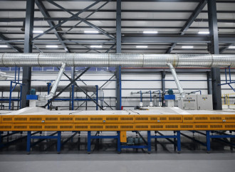 Prezident İlham Əliyev Sumqayıt Sənaye Parkında güzgü vərəqələrin istehsalı zavodunun açılışında iştirak edib