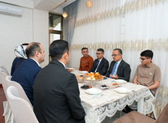 Komitə sədri Aİİ-də təhsil alan tələbənin evini ziyarət edib