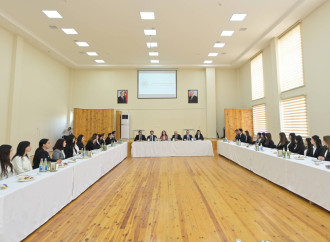 Elm və təhsil naziri Mingəçevirdə gənc müəllim və direktorlarla görüşüb