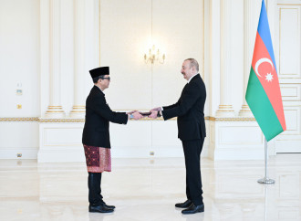 Prezident İlham Əliyev İndoneziyanın Azərbaycanda yeni təyin olunmuş səfirinin etimadnaməsini qəbul edib