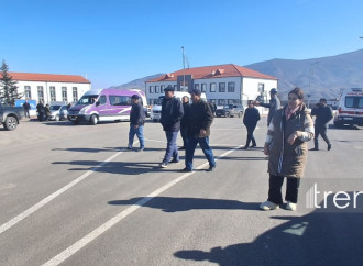 Növbəti köç karvanları Xankəndi, Xocalı və Ağdərəyə çatdı: mənzillərin açarları təqdim olundu