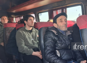 Növbəti köç karvanları Xankəndi, Xocalı və Ağdərəyə çatdı: mənzillərin açarları təqdim olundu