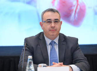 Bakıda Qafqazda ilk ürək transplantasiyasına həsr olunmuş elmi-praktiki dəyirmi masa keçirilib