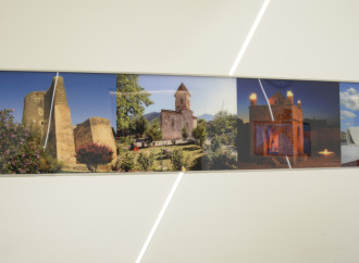 Heydər Əliyev Fondunun vitse-prezidenti Leyla Əliyeva BMT-nin Cenevrə ofisində “Azərbaycan otağı” ilə tanış olub