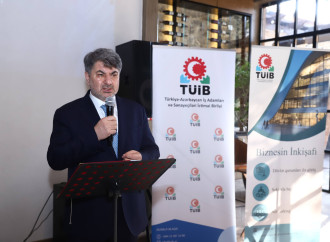 TÜİB-in təşkilatçılığı ilə işgüzar səhər yeməyi keçirilib