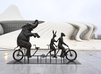 Heydər Əliyev Mərkəzində “Vəhşi təbiətin super qəhrəmanları” sərgisi açılıb