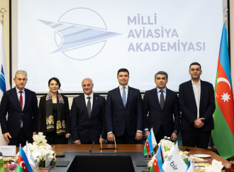 Təhsilin İnkişafı Fondu və Milli Aviasiya Akademiyası arasında əməkdaşlıq memorandumu imzalanıb