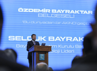 Özdemir Bayraktarın həyat yolu sənədli filmə çevrildi