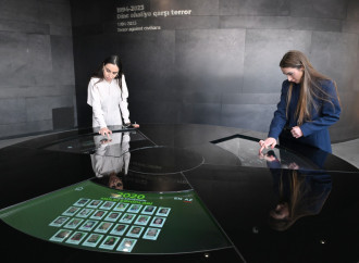 Heydər Əliyev Fondunun vitse-prezidenti Leyla Əliyeva və Alena Əliyeva Gəncə Memorial Kompleksini və Milli Qəhrəman Natiq Qasımovun ailəsini ziyarət ediblər