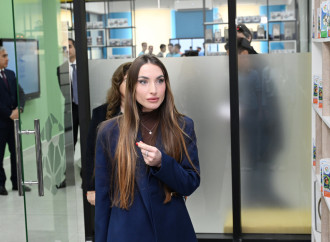 Heydər Əliyev Fondunun vitse-prezidenti Leyla Əliyeva və Alena Əliyeva Gəncədə STEAM mərkəzində və 37 nömrəli tam orta məktəbdə olublar