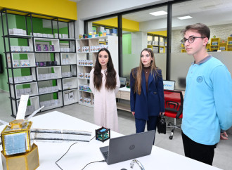 Heydər Əliyev Fondunun vitse-prezidenti Leyla Əliyeva və Alena Əliyeva Gəncədə STEAM mərkəzində və 37 nömrəli tam orta məktəbdə olublar