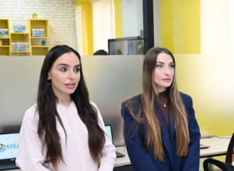 Heydər Əliyev Fondunun vitse-prezidenti Leyla Əliyeva və Alena Əliyeva Gəncədə STEAM mərkəzində və 37 nömrəli tam orta məktəbdə olublar