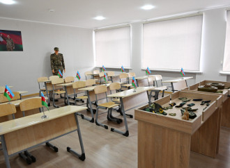 Heydər Əliyev Fondunun vitse-prezidenti Leyla Əliyeva və Alena Əliyeva Gəncədə STEAM mərkəzində və 37 nömrəli tam orta məktəbdə olublar