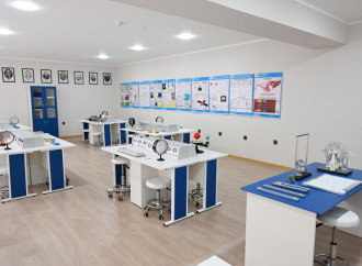 Heydər Əliyev Fondunun vitse-prezidenti Leyla Əliyeva və Alena Əliyeva Gəncədə STEAM mərkəzində və 37 nömrəli tam orta məktəbdə olublar