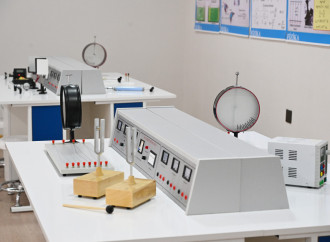 Heydər Əliyev Fondunun vitse-prezidenti Leyla Əliyeva və Alena Əliyeva Gəncədə STEAM mərkəzində və 37 nömrəli tam orta məktəbdə olublar