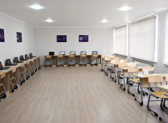 Heydər Əliyev Fondunun vitse-prezidenti Leyla Əliyeva və Alena Əliyeva Gəncədə STEAM mərkəzində və 37 nömrəli tam orta məktəbdə olublar