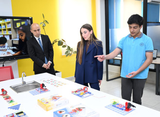 Heydər Əliyev Fondunun vitse-prezidenti Leyla Əliyeva və Alena Əliyeva Gəncədə STEAM mərkəzində və 37 nömrəli tam orta məktəbdə olublar