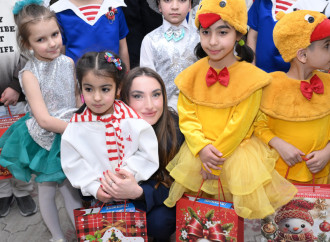 Heydər Əliyev Fondunun vitse-prezidenti Leyla Əliyeva və Alena Əliyeva Gəncədə uşaq evində olublar