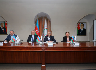 “Bir Elin Manifesti” müsabiqəsinin qalibləri mükafatlandırıldı