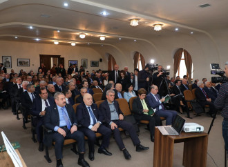 “Bir Elin Manifesti” müsabiqəsinin qalibləri mükafatlandırıldı