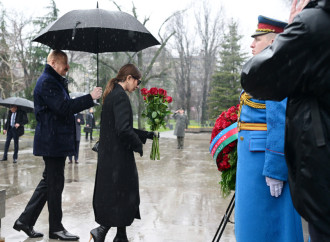 Prezident İlham Əliyev Belqradda Ümummilli Lider Heydər Əliyevin və görkəmli serb yazıçısı Milorad Paviçin abidələrini ziyarət edib (FOTO/VİDEO)
