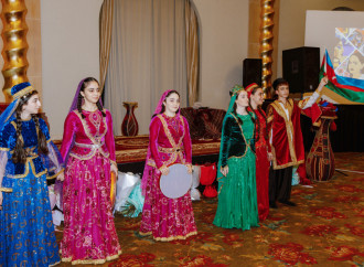 Bakı Media Mərkəzinin rəhbəri Arzu Əliyeva “Qaranlıqdan sonra” adlı tədbirdə iştirak edib