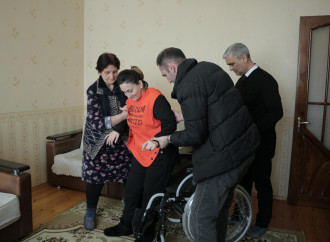 Daha 130-dan çox şəxsə reabilitasiya vasitələri ünvanlarına aparılaraq təqdim edilib