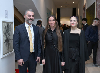 Heydər Əliyev Fondunun vitse-prezidenti Leyla Əliyeva və Bakı Media Mərkəzinin rəhbəri Arzu Əliyeva Tiranada MAMA “Ana təbiət” beynəlxalq incəsənət sərgisinin açılışında iştirak ediblər