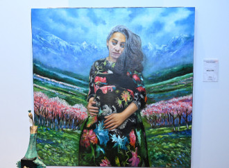 Heydər Əliyev Fondunun vitse-prezidenti Leyla Əliyeva və Bakı Media Mərkəzinin rəhbəri Arzu Əliyeva Tiranada MAMA “Ana təbiət” beynəlxalq incəsənət sərgisinin açılışında iştirak ediblər