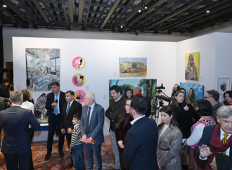 Heydər Əliyev Fondunun vitse-prezidenti Leyla Əliyeva və Bakı Media Mərkəzinin rəhbəri Arzu Əliyeva Tiranada MAMA “Ana təbiət” beynəlxalq incəsənət sərgisinin açılışında iştirak ediblər