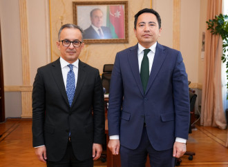 Dövlət Komitəsinin sədri Qazaxıstan səfiri ilə görüşüb