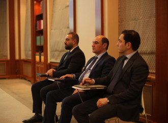 Kollegiya iclasında dövlət borcunun idarə olunması və hüquqi aktların hazırlanması və icrası müzakirə olunub