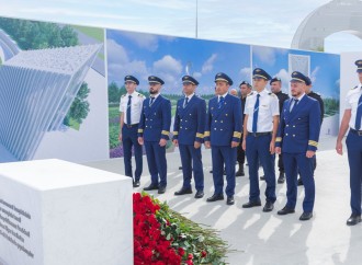 Azərbaycan Hava Yolları QSC-nin rəhbərliyi və kollektivi şəhidlərin əziz xatirəsini yad edib