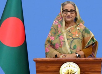 Banqladeş baş naziri Şeyx Hasina istefa verib Hindistana getdi