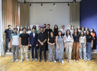 “Gənclər danışır!” natiqlik proqramının bağlanış mərasimi baş tutub