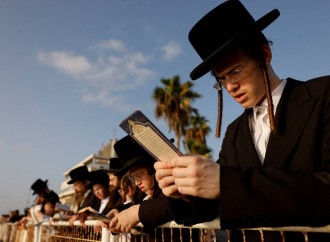 Haredi yəhudiləri kimdir, niyə orduda çağırışdan imtina edirlər?