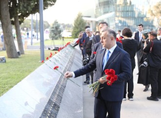 Türk Dövlətləri Təşkilatına üzv ölkələrin səhiyyə nazirləri Ümummilli Lider Heydər Əliyevin məzarını, Şəhidlər xiyabanını və “Türk şəhidliyi” abidəsini ziyarət ediblər