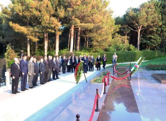 Türk Dövlətləri Təşkilatına üzv ölkələrin səhiyyə nazirləri Ümummilli Lider Heydər Əliyevin məzarını, Şəhidlər xiyabanını və “Türk şəhidliyi” abidəsini ziyarət ediblər